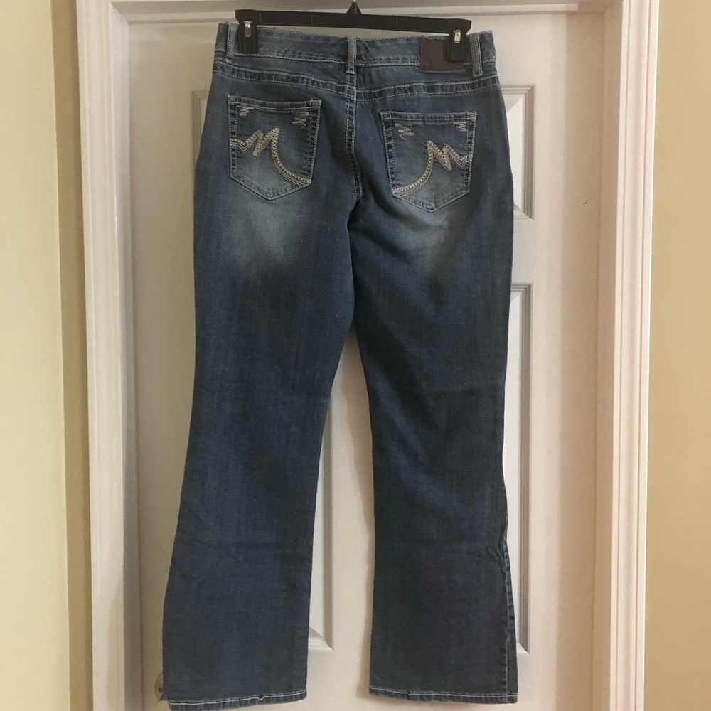 Jeans. - Picture 2 of 3